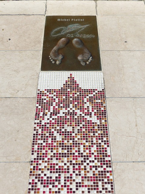 更是精神层 更是精神层